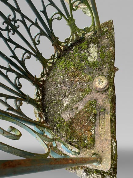 Pair of wrought-iron outdoor side-tables, half-moon shape Pair of wrought-iron outdoor side-tables, half-moon shape-9