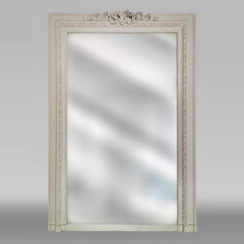 Louis XVI style trumeau with a ribbon