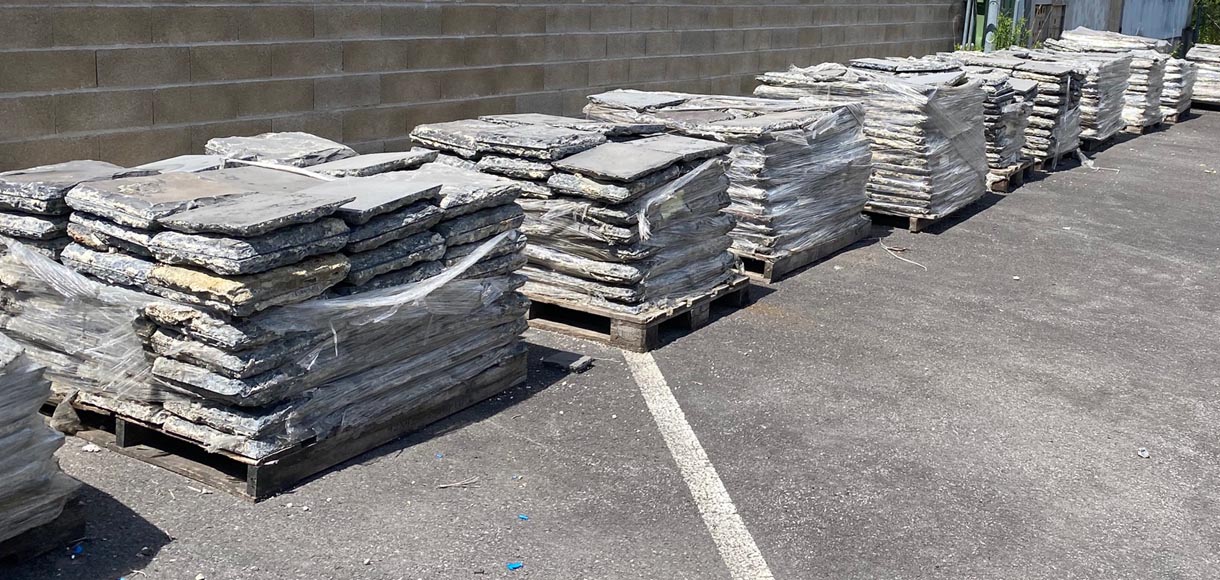 Large 280m² set of black stone tiles from Soignies, 19th century Large 280m² set of black stone tiles from Soignies, 19th century-14