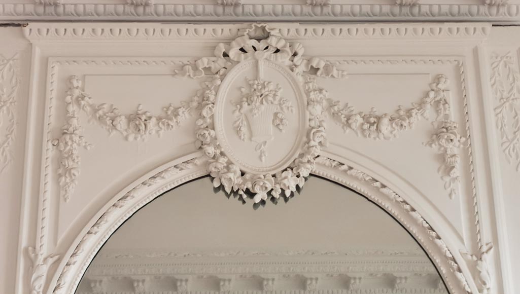 Louis XVI style trumeau adorned with flowers garlands Louis XVI style trumeau adorned with flowers garlands-1