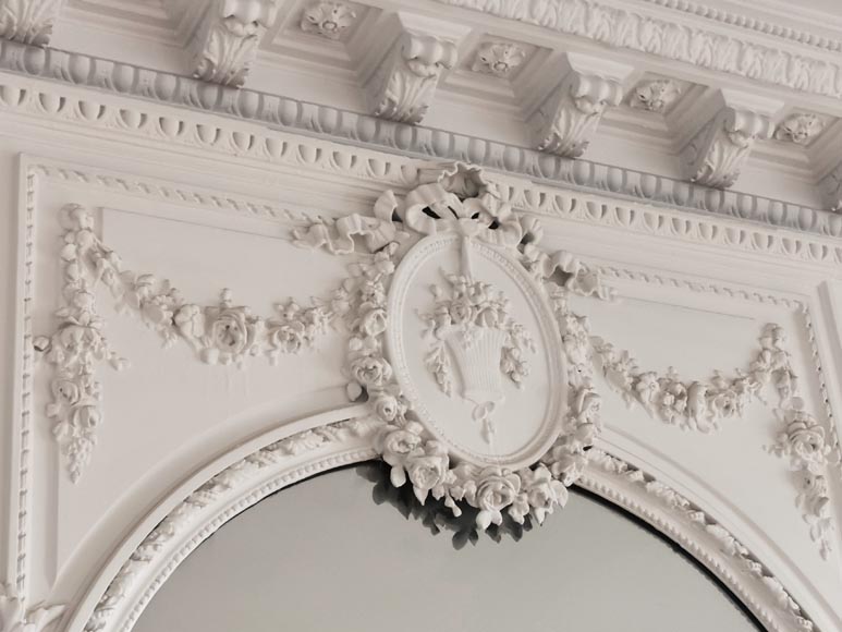 Louis XVI style trumeau adorned with flowers garlands Louis XVI style trumeau adorned with flowers garlands-2