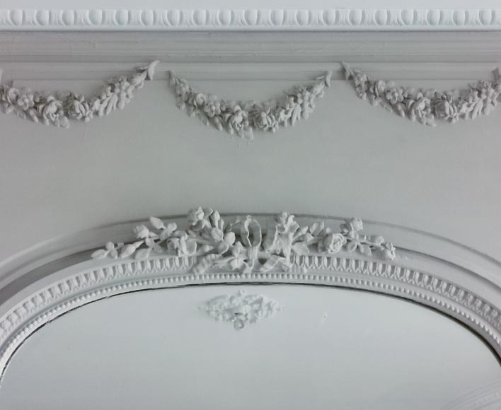 Large Louis XVI style trumeau with a flower garland Large Louis XVI style trumeau with a flower garland-2