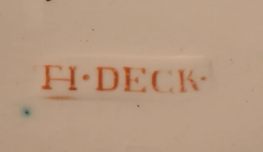 Théodore DECK (1823-1891), Earthenware dish with a flying mallard Théodore DECK (1823-1891), Earthenware dish with a flying mallard-6