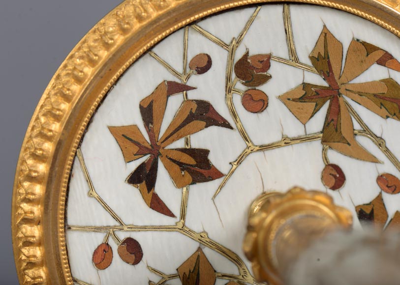 Ferdinand Duvinage – Pair of single-flower vases with a ivory marquetry decoration Ferdinand Duvinage – Pair of single-flower vases with a ivory marquetry decoration-5