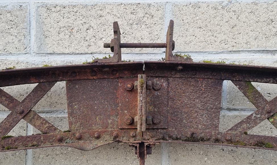 Set of twelve metallic structure shaped as an arc, 19th century Set of twelve metallic structure shaped as an arc, 19th century-4