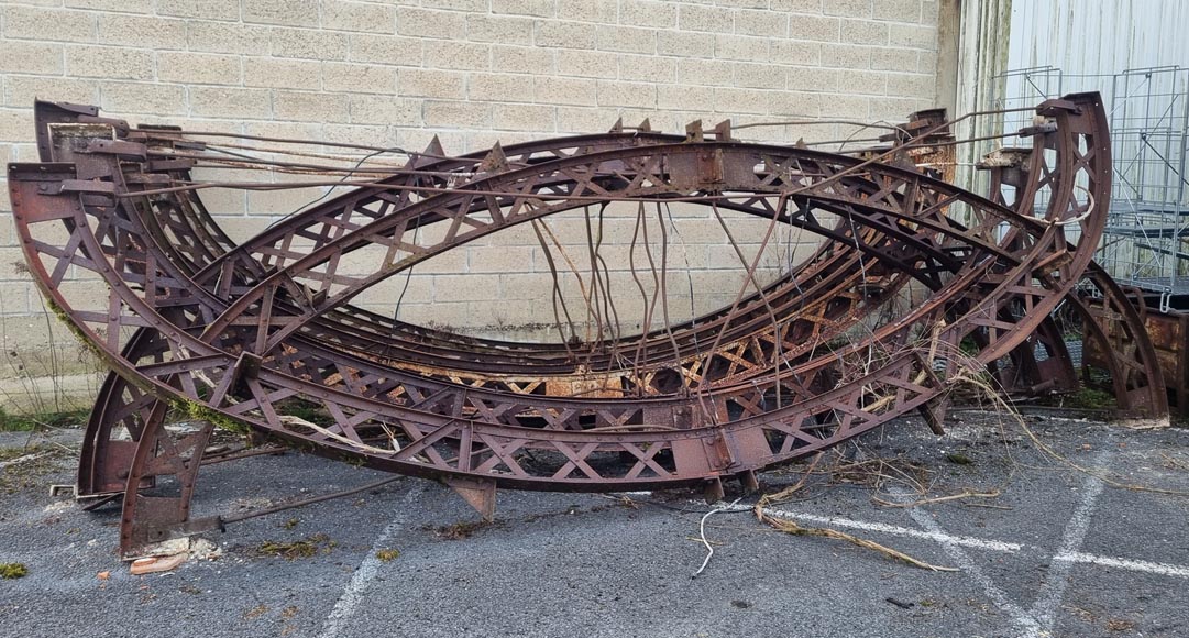 Set of twelve metallic structure shaped as an arc, 19th century Set of twelve metallic structure shaped as an arc, 19th century-9