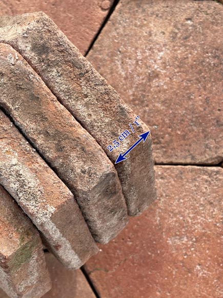 Lot of 16 m² of antique hexagonal terracotta tiles, end of the 18th century  Lot of 16 m² of antique hexagonal terracotta tiles, end of the 18th century-4
