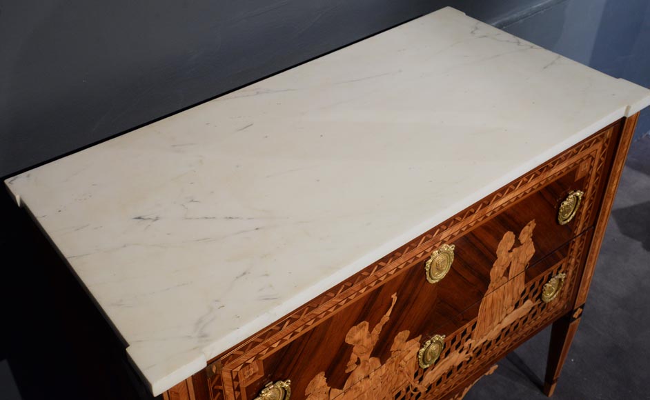 Giuseppe MAGGIOLINI (1738 – 1814)(circle of), Remarkable pair of Neoclassical commodes with marquetry decoration depicting a “Departure for the hunt” and a “ Return from the hunt” beginning of the 19th century Giuseppe MAGGIOLINI (1738 – 1814)(circle of), Remarkable pair of Neoclassical commodes with marquetry decoration depicting a “Departure for the hunt” and a “ Return from the hunt” beginning of the 19th century-8