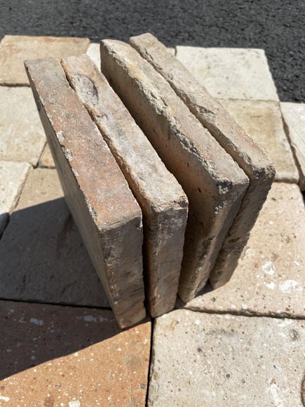 Set of around 12,5 m² of terracotta floor tiles Set of around 12,5 m² of terracotta floor tiles-2