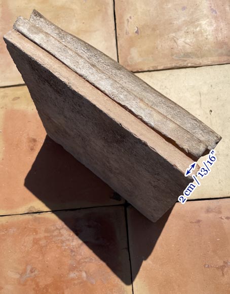 Set of around 19 m² of terracotta floor tiles in square shape Set of around 19 m² of terracotta floor tiles in square shape-3