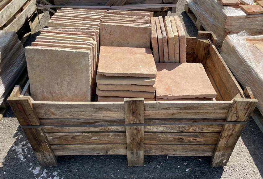 Set of around 8 m² of terracotta floor tiles in square shape Set of around 8 m² of terracotta floor tiles in square shape-6