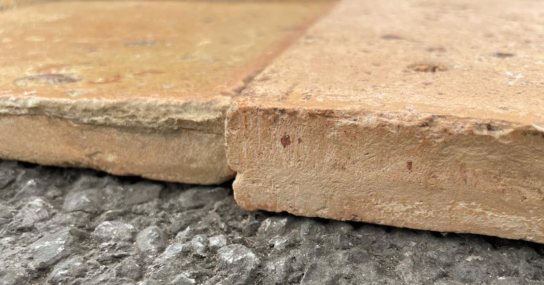 Batch of around 34m² of terracotta floor tiles in square shape Batch of around 34m² of terracotta floor tiles in square shape-4