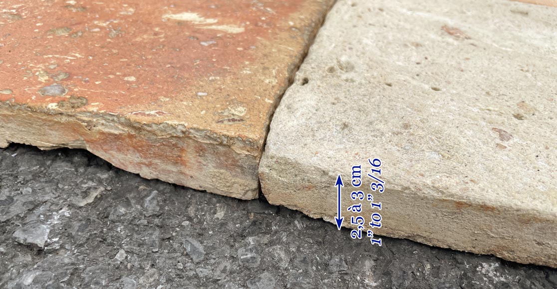 Batch of around 34m² of terracotta floor tiles in square shape Batch of around 34m² of terracotta floor tiles in square shape-5