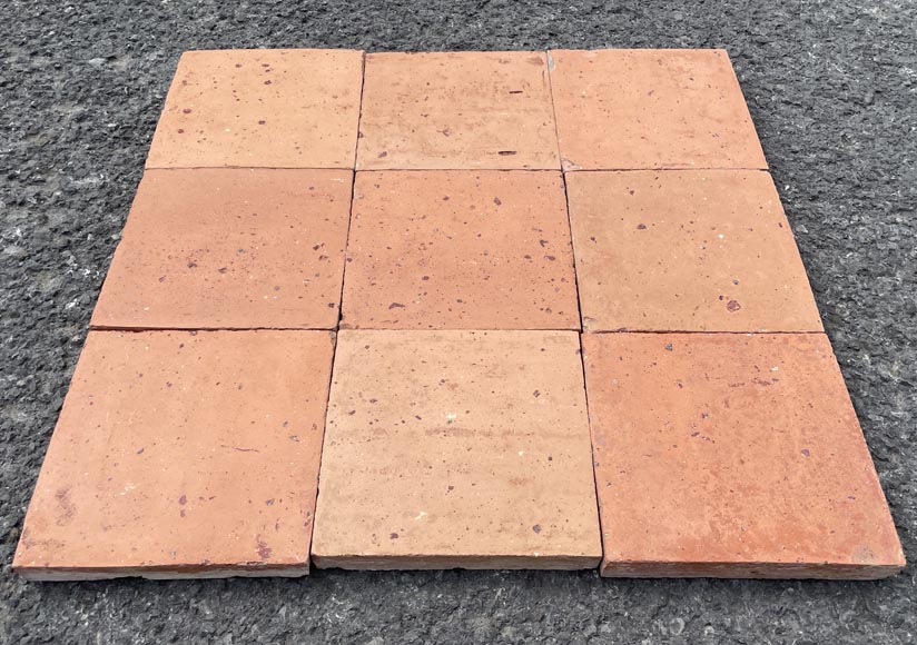 Batch of around 17 m² of terracotta floor tiles in square shape Batch of around 17 m² of terracotta floor tiles in square shape-1