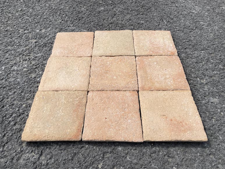 Batch of around 3,5 m² of terracotta floor tiles in square shape Batch of around 3,5 m² of terracotta floor tiles in square shape-1