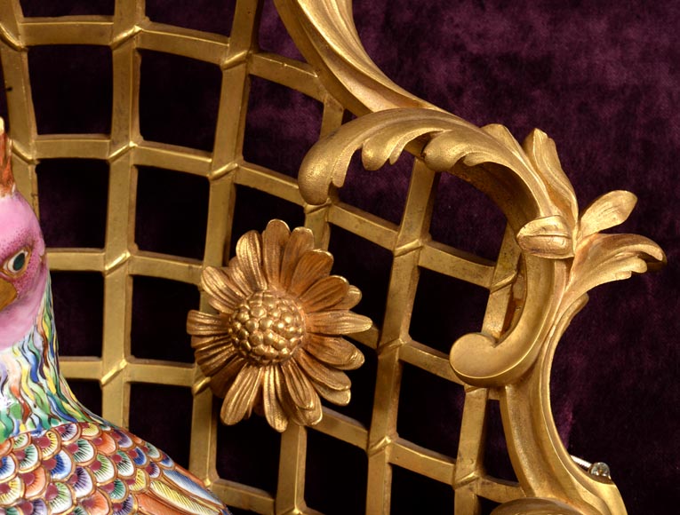 Manufacture Samson for L'Escalier de Cristal, Series of four Louis XVI style wall lights with parrots, after 1885 Manufacture Samson for L'Escalier de Cristal, Series of four Louis XVI style wall lights with parrots, after 1885-5