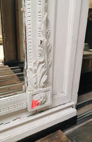 Important Louis XVI style trumeau in painted wood and stucco with laurel garland Important Louis XVI style trumeau in painted wood and stucco with laurel garland-5