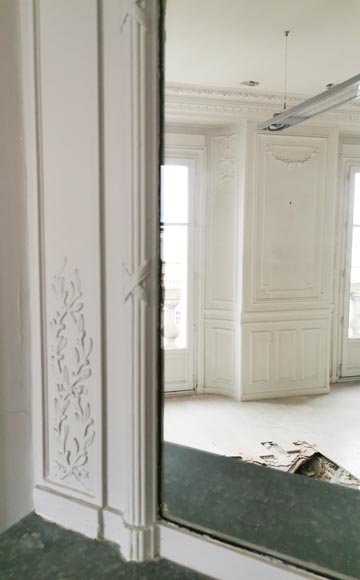 Louis XVI style trumeau with a crown and garlands of flowers Louis XVI style trumeau with a crown and garlands of flowers-3