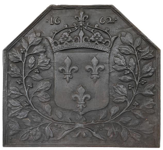 Modern fireback with the France coat of arms  Modern fireback with the France coat of arms -0