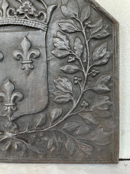 Modern fireback with the France coat of arms  Modern fireback with the France coat of arms -4