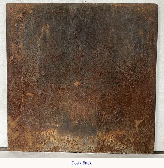 Beautiful cast iron fireback  Beautiful cast iron fireback