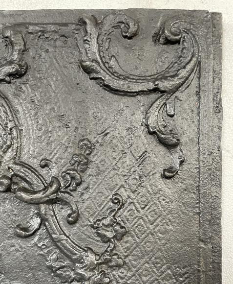 Large fireback Large fireback