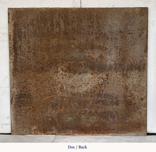 Cast iron fireback with a Putti decoration  Cast iron fireback with a Putti decoration -5