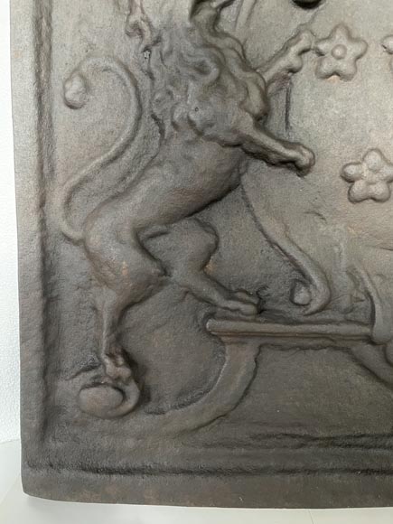 Fireback with wedding coat of arms, 19th century Fireback with wedding coat of arms, 19th century-4