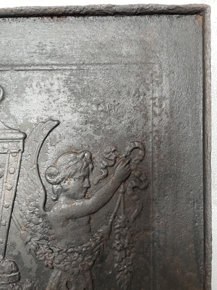 Louis XVI style cast iron fireback with perfume burner and mermaid Louis XVI style cast iron fireback with perfume burner and mermaid-3