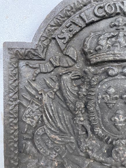 Antique fireback with the France coat of arms, 19th century Antique fireback with the France coat of arms, 19th century-1