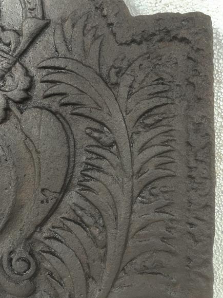 Fireback with the French Coat of Arms Fireback with the French Coat of Arms-4