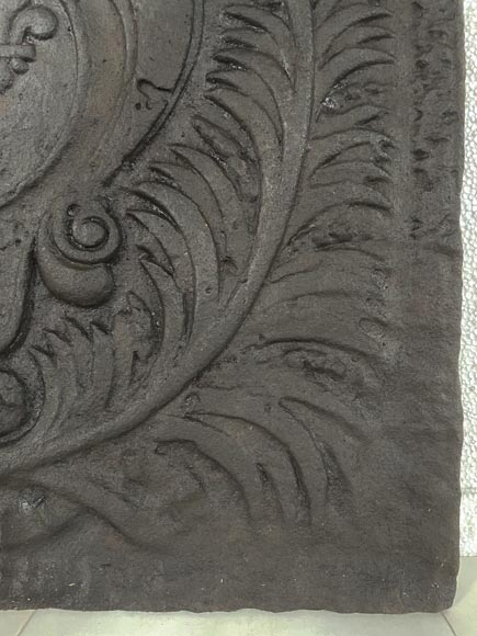 Fireback with the French Coat of Arms Fireback with the French Coat of Arms-7