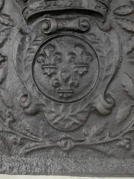 Fireback with the Arms of France Fireback with the Arms of France-3