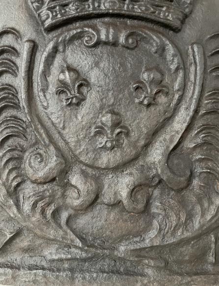 Fireback with the French coat of arms Fireback with the French coat of arms-3