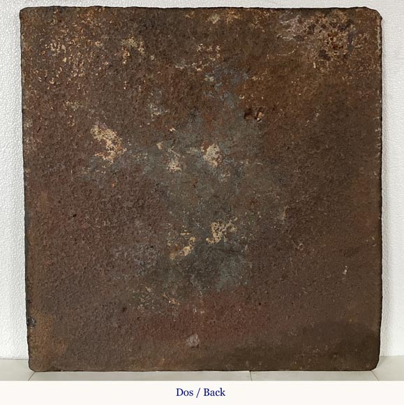 Cast iron fireback with gallant scene Cast iron fireback with gallant scene-7