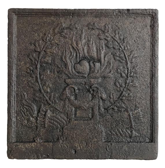 Small Louis XVI style fireback with an Allegory of Love Small Louis XVI style fireback with an Allegory of Love-0