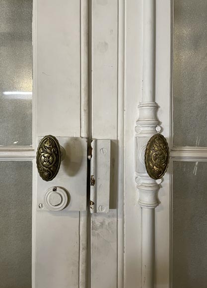 Series of three double wood doors with glasses Series of three double wood doors with glasses-9