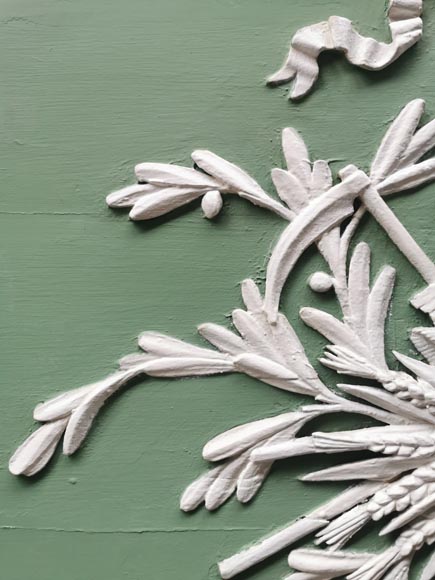 Small Louis XVI period trumeau with a Summer allegory in sculpted and painted wood Small Louis XVI period trumeau with a Summer allegory in sculpted and painted wood-3