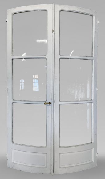 Curved double door in painted wood with panes Curved double door in painted wood with panes-0
