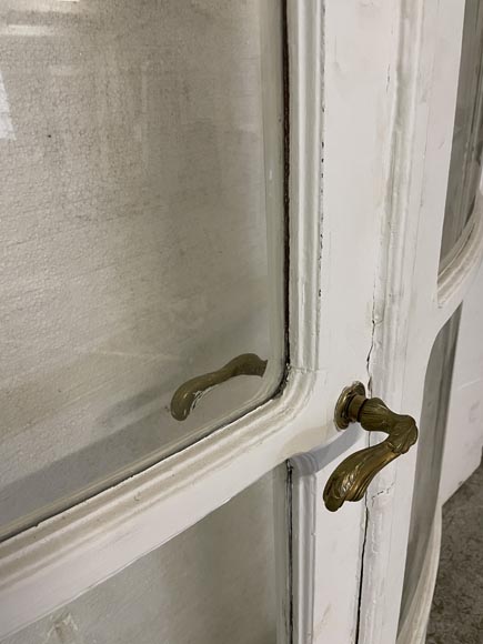 Curved double door in painted wood with panes Curved double door in painted wood with panes-4