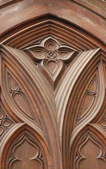 Neo-Gothic oak and walnut door  Neo-Gothic oak and walnut door -5