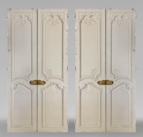 Pair of Louis XV style double doors in painted wood Pair of Louis XV style double doors in painted wood-0