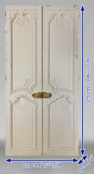 Pair of Louis XV style double doors in painted wood Pair of Louis XV style double doors in painted wood-5