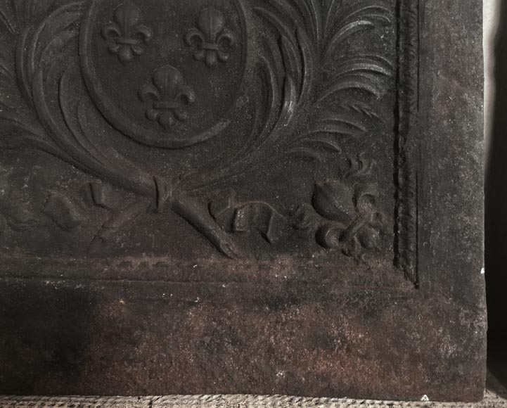 Cast iron fireback with the coat of arms of France Cast iron fireback with the coat of arms of France-3
