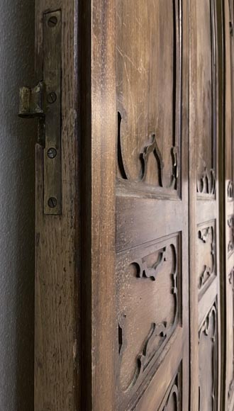 Pair of double oak doors with an Oriental inspiration Pair of double oak doors with an Oriental inspiration-7