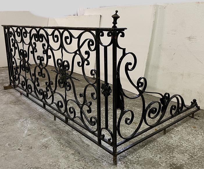 Two wrought iron guardrails, 19th century Two wrought iron guardrails, 19th century-6