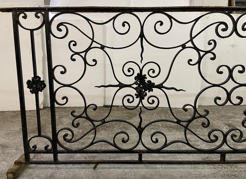 Two wrought iron guardrails, 19th century Two wrought iron guardrails, 19th century-9