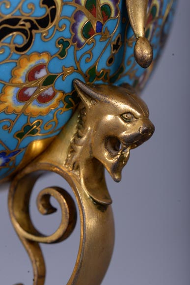 Louis - Constant SEVIN & Ferdinand BARBEDIENNE - Beautiful pair of ornament vases in bronze and  cloisonne enamel, circa 1862 Louis - Constant SEVIN & Ferdinand BARBEDIENNE - Beautiful pair of ornament vases in bronze and  cloisonne enamel, circa 1862-13