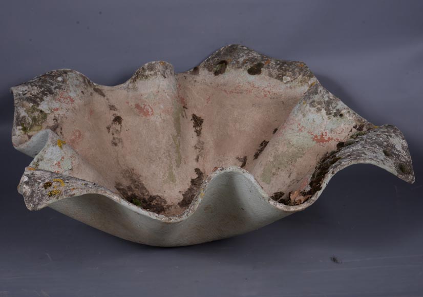 Willy Guhl, Pair of planters in fiber cement Willy Guhl, Pair of planters in fiber cement-9