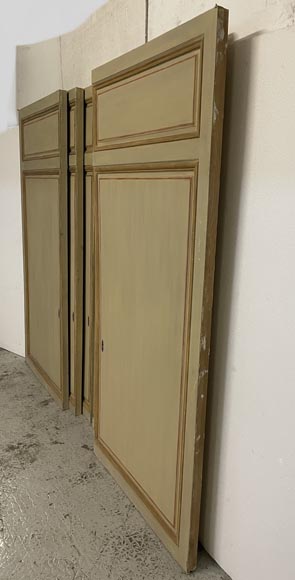 Lot of 6 oak cupboard doors, 18th century Lot of 6 oak cupboard doors, 18th century-1